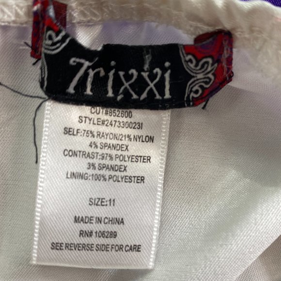 📌Trixxi Form Fitted Cocktail - Party - Homecoming Dress w/ Rich Beaded Neckline - Picture 11 of 13